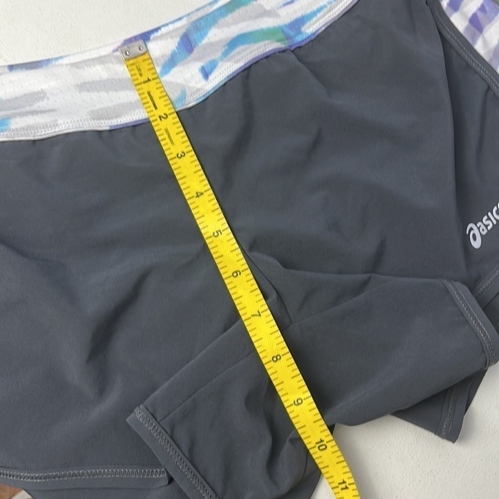 ASICS Running Shorts - Picture 9 of 10